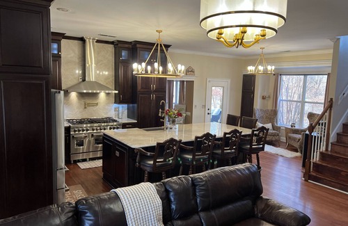 Southaven Maison | Large, beautiful family retreat - country setting, 15 minutes from Graceland!