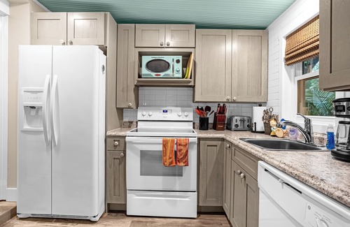 Delaney Park Maison | Jolie chambre sur un petit lac
