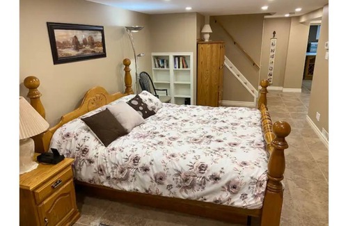 Georgetown Appartement | Large, bright garden level - in a great location!