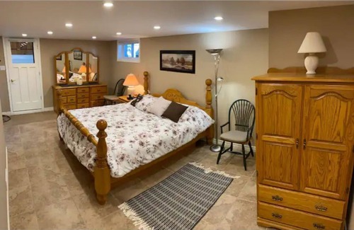Georgetown Appartement | Large, bright garden level - in a great location!