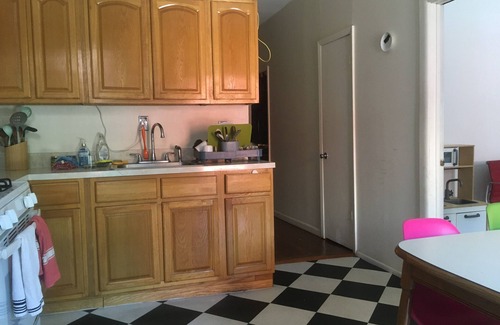 Williamsburg Appartement | LARGE BRIGHT ROOM IN EAST WILLIAMSBURG.
