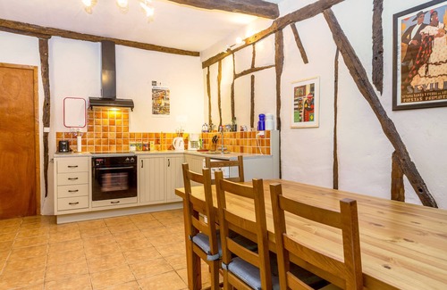Demu Maison | Grand gîte bucolique.