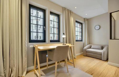 Mitte Appartement | Large, comfortable and luxurious flat in Berlin Center, Prenzlauer Berg