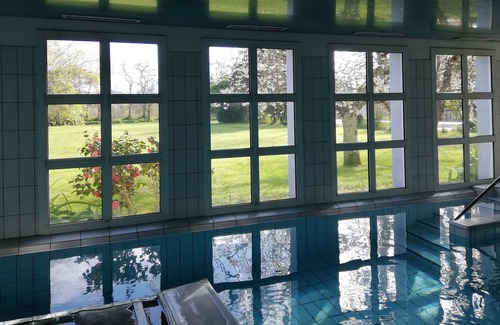 Marciac Maison | Grand gite**** avec piscine interieure chauffée dans parc au coeur de Marciac