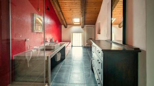 Castellero Appartement | Large country house among the hazelnuts - Unesco
