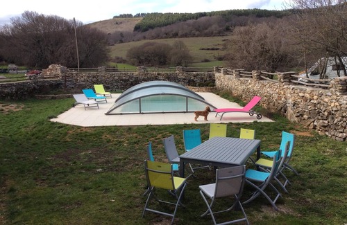 Pardailhan Maison | Grande maison campagnarde du 19ème siècle entièrement rénovée avec piscine
