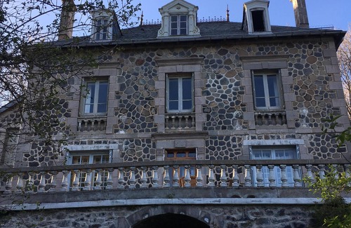 Veze Maison | Grande Maison de Caractere indépendante en Location saisonnière: 16 personnes