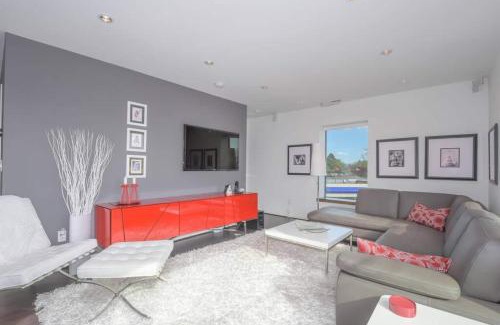 Camas Appartement | Large Eclectic 1 Br Above Restaurant 15min To Pdx