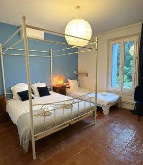 Lamalou-les-Bains Maison | Large Estate With A Pool Overlooking The Vineyards