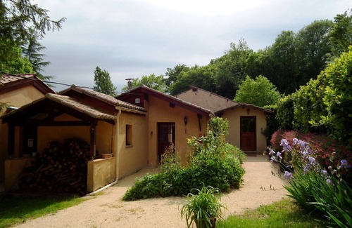 Gavaudun Cottage | Grand gite familial en Village de Vacances **** piscine, spa, tennis, jeux, bar