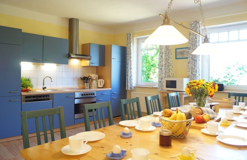 Wittenbeck Appartement | Grand appartement familial dans une élégante villa de campagne (1923) m. jardin