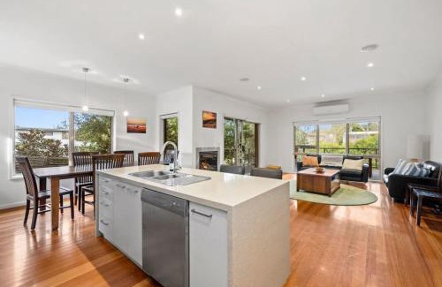 Jan Juc Maison | Large Family Friendly Home in Jan Juc