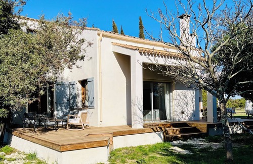 Viols-le-Fort Maison | Large family home with swimming pool and air conditioning, suitable for children.