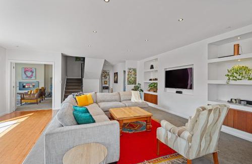 Burnside Maison | Large Family Home in Fendalton