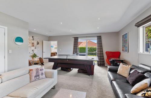 Burnside Maison | Large Family Home in Fendalton