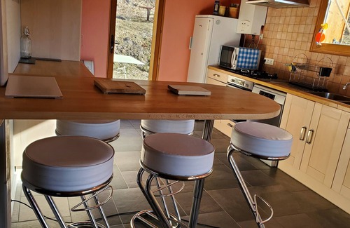 Montaimont Chalet De Ski | Grand chalet familial, 20 mn station de SFL, 300 m ski de fond, rando, raquettes