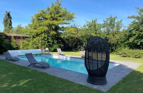 Epegard Maison | Grande Maison avec Terrasse et Piscine Privative