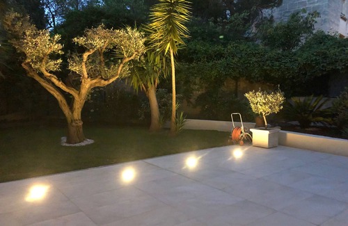 Prado-Perier Appartement | Grand Rez de jardin dans le Carré d'or, plage et ville à pied