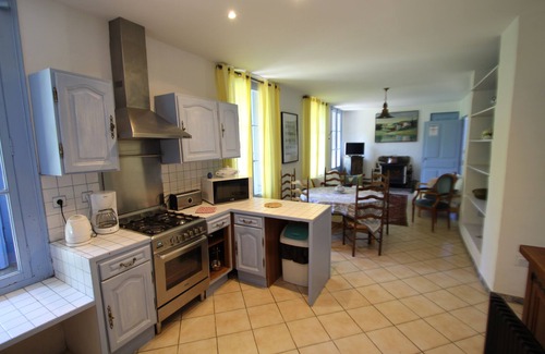 Le Tech Autre | Grand gîte en borduer de rivière, terrasse privé,