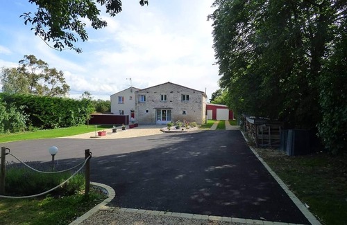Bouille-Courdault Maison | GRAND GITE DANS MARAIS POITEVIN
