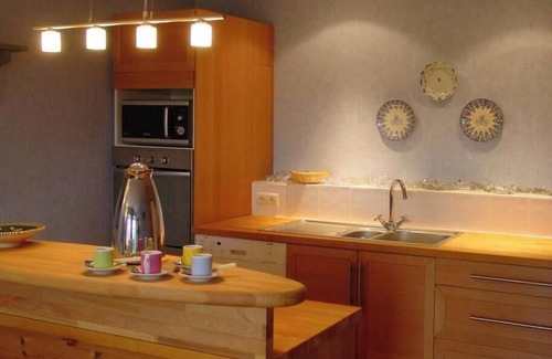 Souligne-Flace Maison | Grand gîte avec piscine, Pays de Loire, pour 8 adultes et 1 enfant
