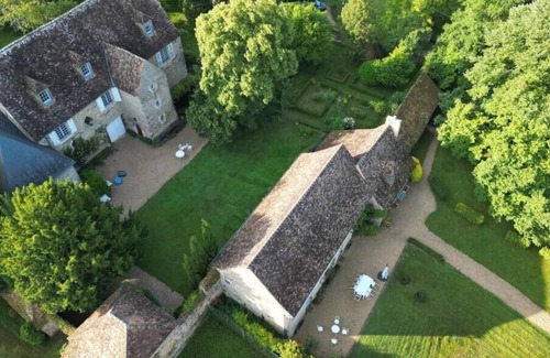 Souligne-Flace Maison | Grand gîte avec piscine, Pays de Loire, pour 8 adultes et 1 enfant
