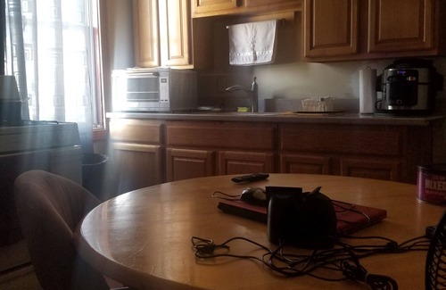West Englewood Appartement | Large Group Home