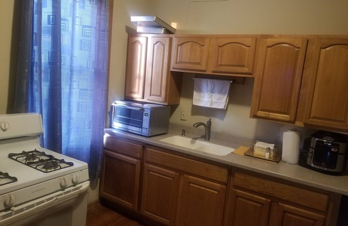 West Englewood Appartement | Large Group Home