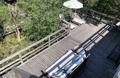 Fire Island Pines Maison | Piscine, bain à remous, terrasse sur le toit avec vue sur la baie! PINES à la maison avec AC et près du port!