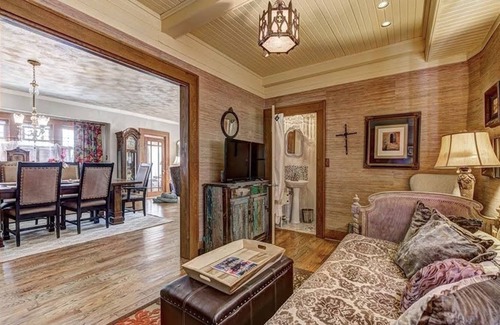 Central Oklahoma City Lit Et Petit-Déjeuner | Large historic home in the heart of OKC!