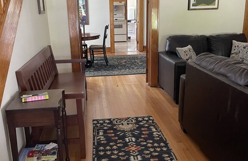 Bellepoint Maison | Large Historic Home in Downtown Hinton