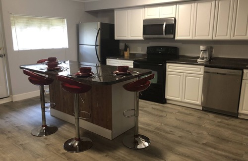 Niagara Falls Maison | Une grande maison peut accueillir jusqu'à 15 personnes à Niagara USA