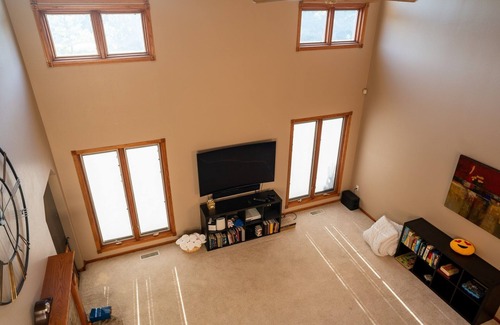 Newton Maison | Large home with foosball & pool tables, theatre room, XL kitchen (pet friendly!)