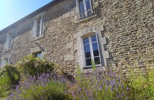 Rosporden Maison | Grande maison 14 personnes, 20 min mer, 5 suites avec 5 SDB privées, literie 5*