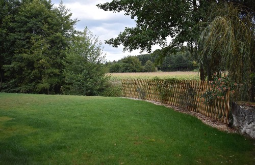 Villentrois Maison | Grande maison de 6 à 14 personnes, très bien rénovée, jardin agréable.