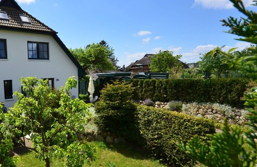 Gross Zicker Maison | Grande maison pour 8 personnes + bébé, terrasse, cheminée + partie de jardin, à proximité de la mer
