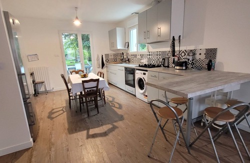 LʼIle-dʼOlonne Maison | MAISON POUR 8 PERSONNES SUR TERRAIN ARBORE CLOS DE 1200M2. ANIMAUX ACCEPTES