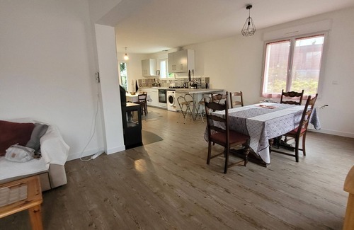 LʼIle-dʼOlonne Maison | MAISON POUR 8 PERSONNES SUR TERRAIN ARBORE CLOS DE 1200M2. ANIMAUX ACCEPTES