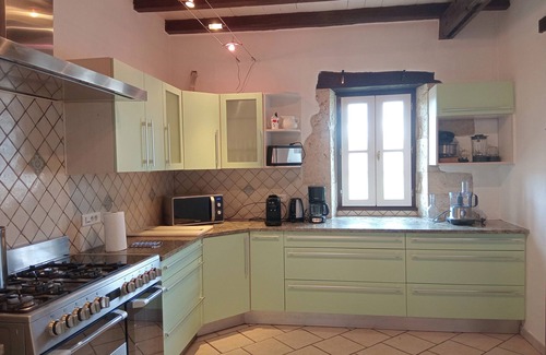 Castella Maison | Large house with pool, terraces and garden - Relaxation in the countryside.