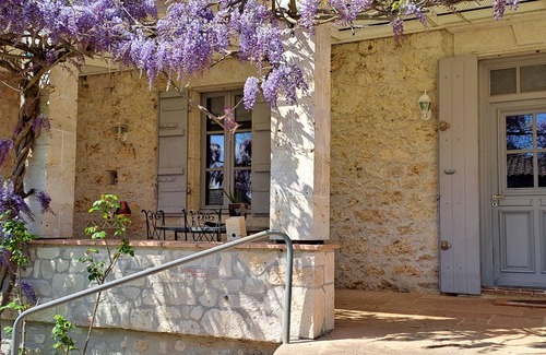 Castella Maison | Large house with pool, terraces and garden - Relaxation in the countryside.