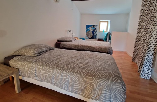 Roullens Maison | Large House with terrace - view of the City of Carcassonne