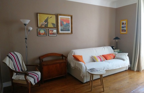 Biarritz City Centre Appartement | Grand studio hyper-centre, Plage 30m, canapé-lit 160