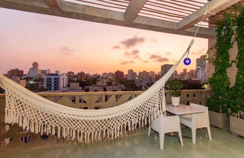Barranquilla Appartement | Large loft with balcony and great city view