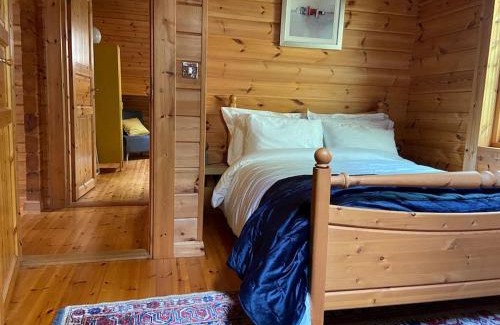 Ballyconnell Maison | Large Luxury Log Cabin Getaway
