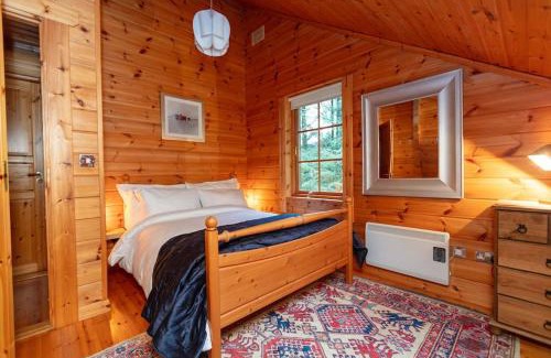 Ballyconnell Maison | Large Luxury Log Cabin Getaway