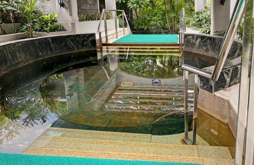 Menteng Appartement | Large & Luxury Menteng Executive Apt 3BR with Pool, Gym Wi-Fi by 2ndHome