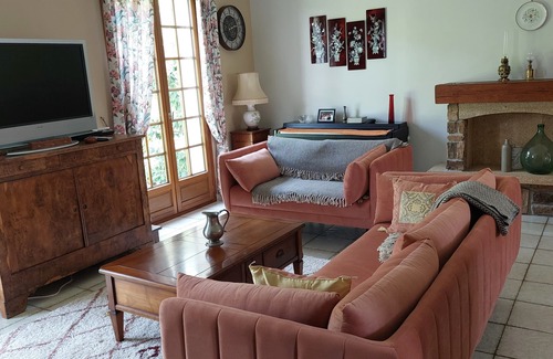Meaux Maison | Grande maison familiale MEAUX, proximité Disney. Idéale famille ou groupe d'amis