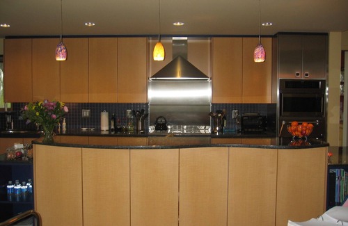 Brookmont Maison | Grande maison moderne près de Washington DC: 4 chambres pour 9 personnes