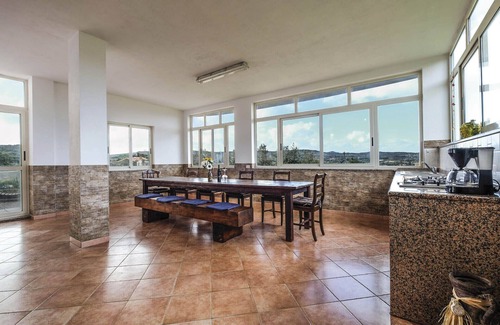 Gonnesa Appartement | Grand hôtel moderne en banlieue. Terrasse, WiFi, véranda faible