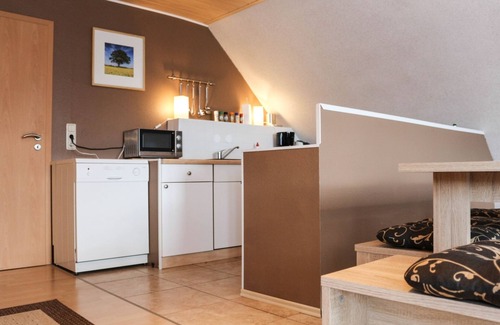 Mecklenburger Seenplatte Appartement | Grande nouvelle. 4 Chambre-appartement à Neubrandenburg